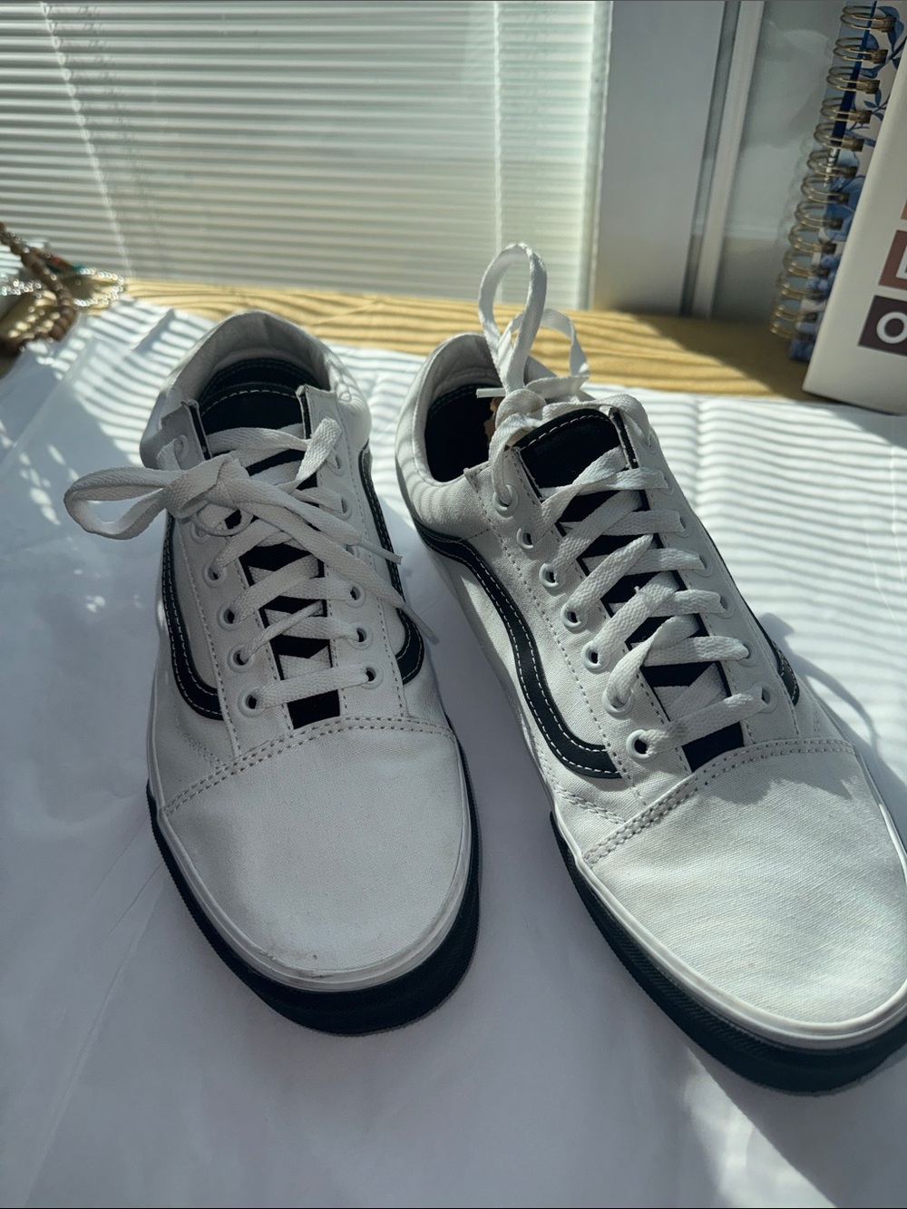 Vans Old Skool Black White Sneakers Men's 11 Women's 12.5 VN000D3HY28